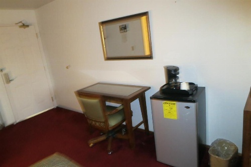 Bay City Motor Inn image 5
